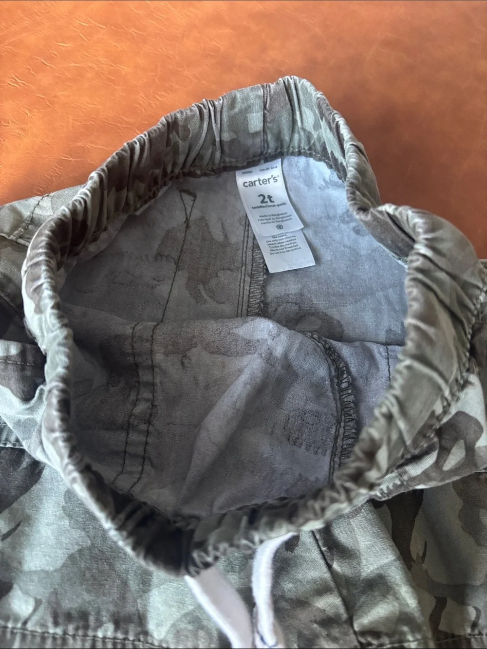 Carter’s Boys Camo Shorts Size 2T